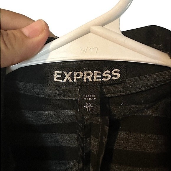 Express Women’s Striped Jacket Blazer Size XS Pre-Owned - Picture 4 of 4
